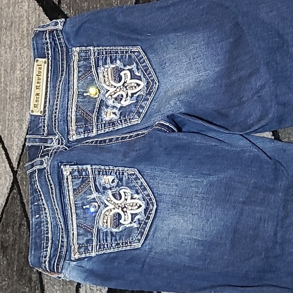 ROCK REVIVAL BORIS EASY-FIT CROP METALLIC EMBROIDERED RHINESTONES DENIM … - Picture 13 of 16